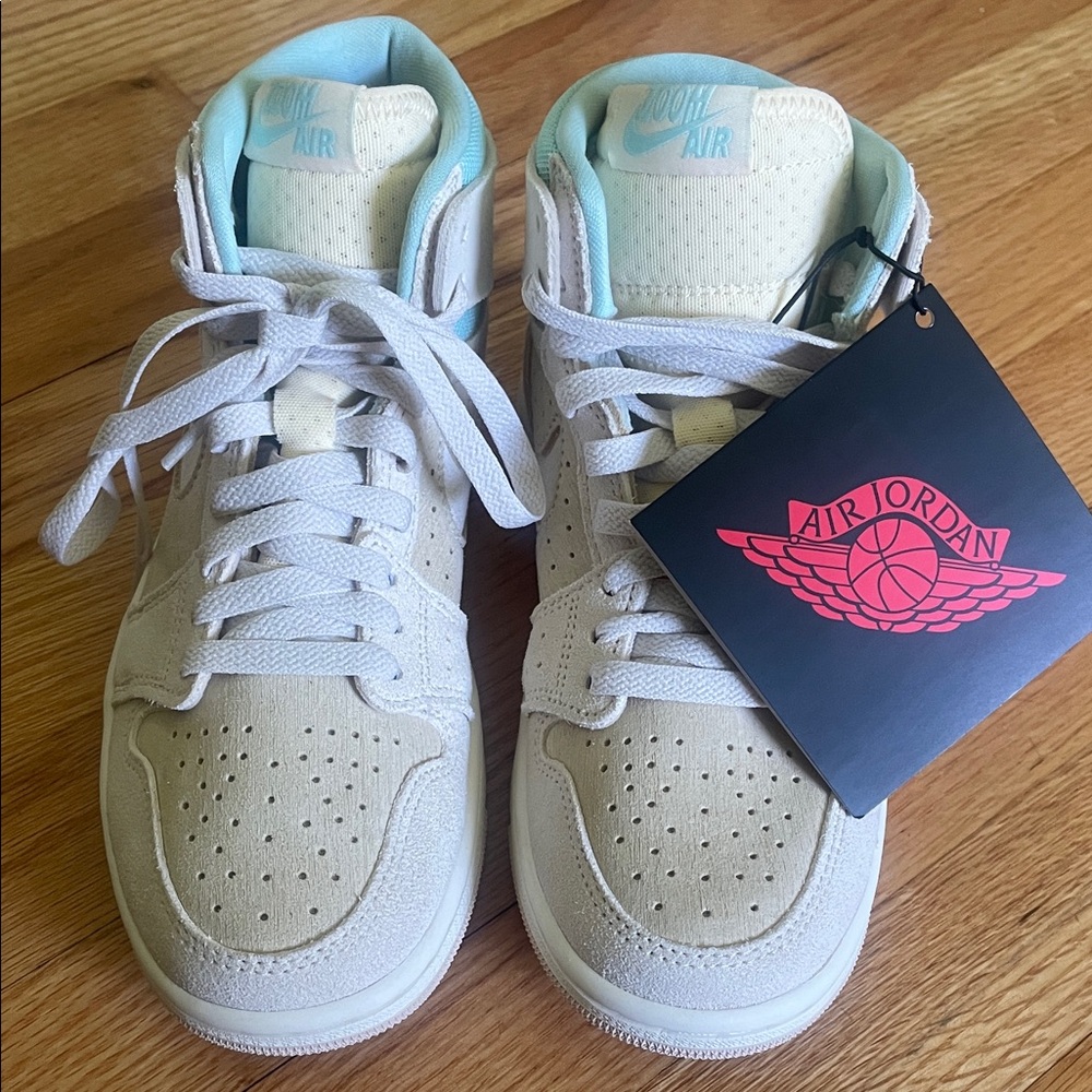 Jordan Kids Cream and Blue Sneakers